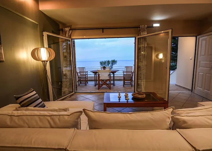 Aigli Luxurious Villa